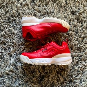 Fila Women’s Disruptor li Preium Red/Black White Ankle High Walking.